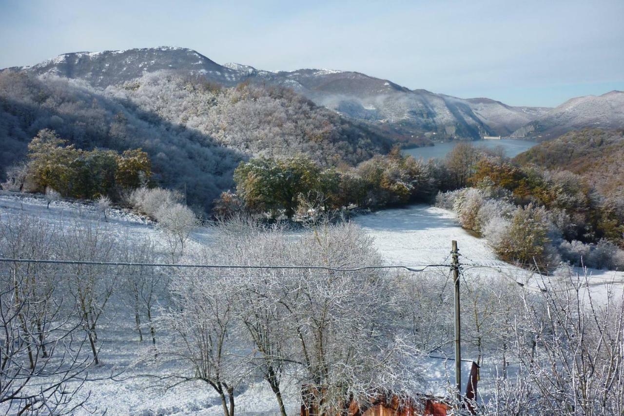 Agriturismo I Due Regni Petrella Salto ภายนอก รูปภาพ